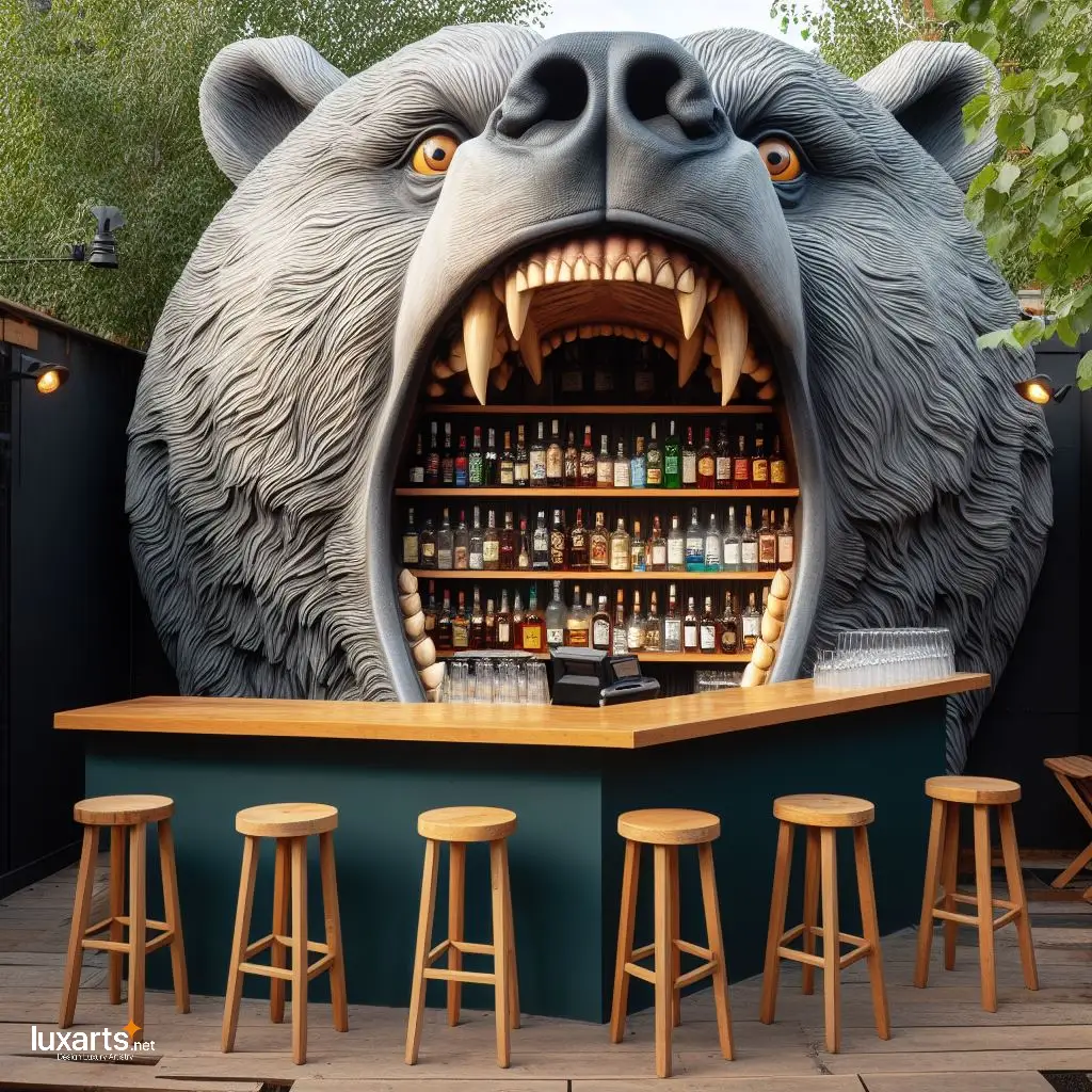 10 Animal Inspired Outdoor Bar Decor Ideas for a Wild Experience animal outdoor bar 13
