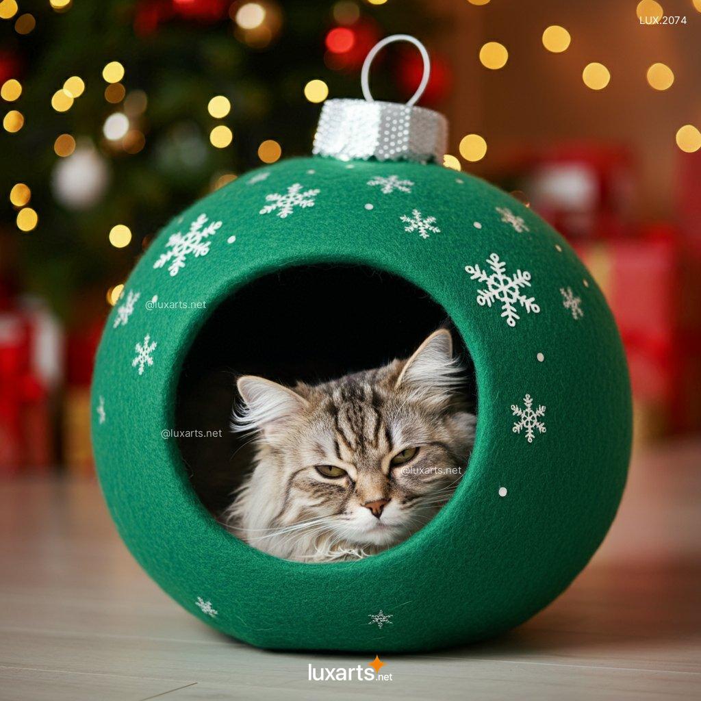 Christmas Bauble Cat Beds | Festive, Cozy Beds for Your Furry Friend christmas bauble cat beds 3