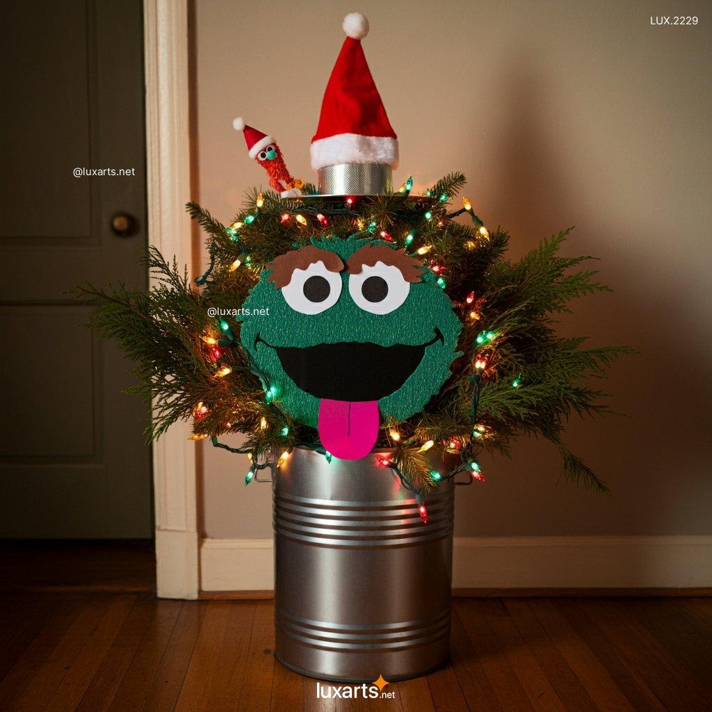 LUX.2229 Creative Oscar the Grouch-Themed Christmas Tree for Sesame Street Fans oscar the grouch christmas tree 3