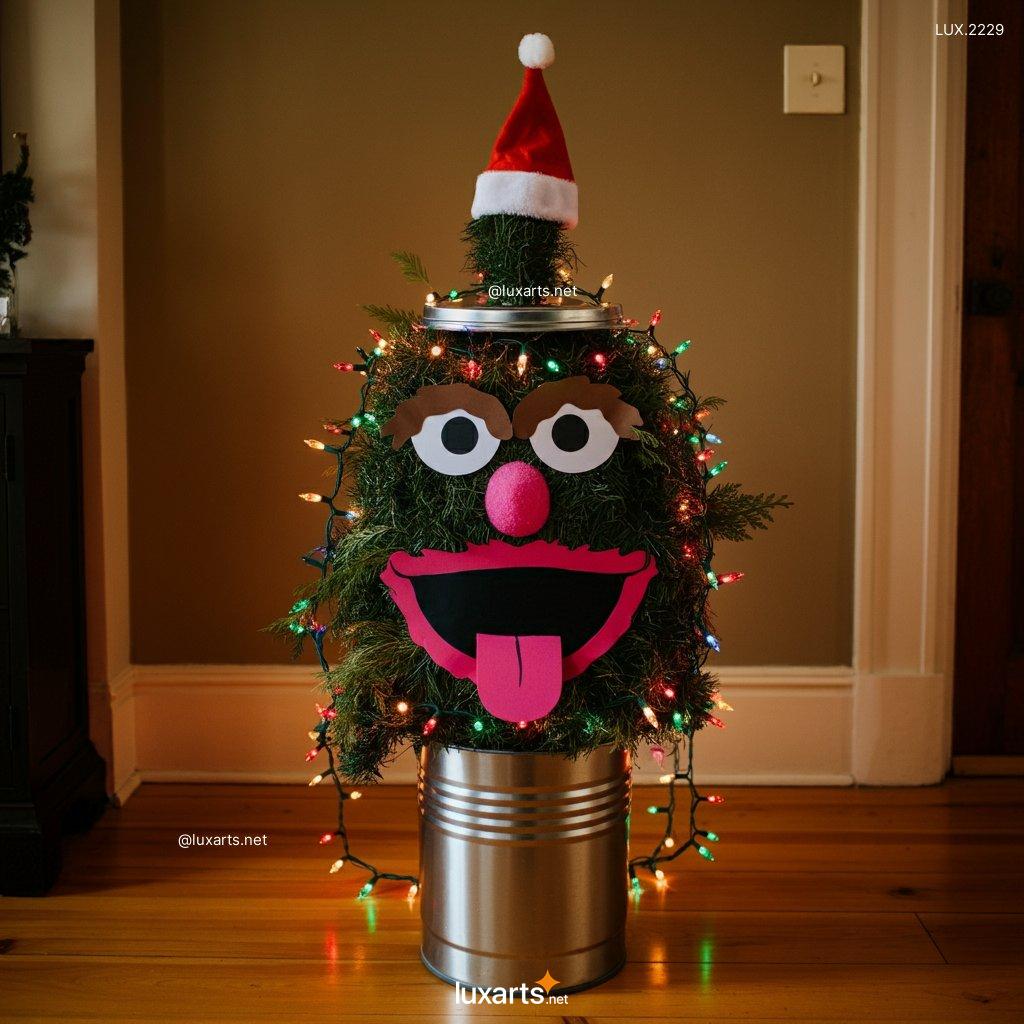 LUX.2229 Creative Oscar the Grouch-Themed Christmas Tree for Sesame Street Fans oscar the grouch christmas tree 6