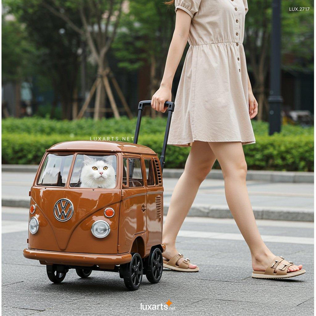 Volkswagen Bus Shaped Pet Trolley Bag: Travel in Retro Style with Your Furry Friend! 3 Volkswagen Bus Shaped Pet Trolley Bag: Travel in Retro Style with Your Furry Friend! vw bus pet trolley bags 9
