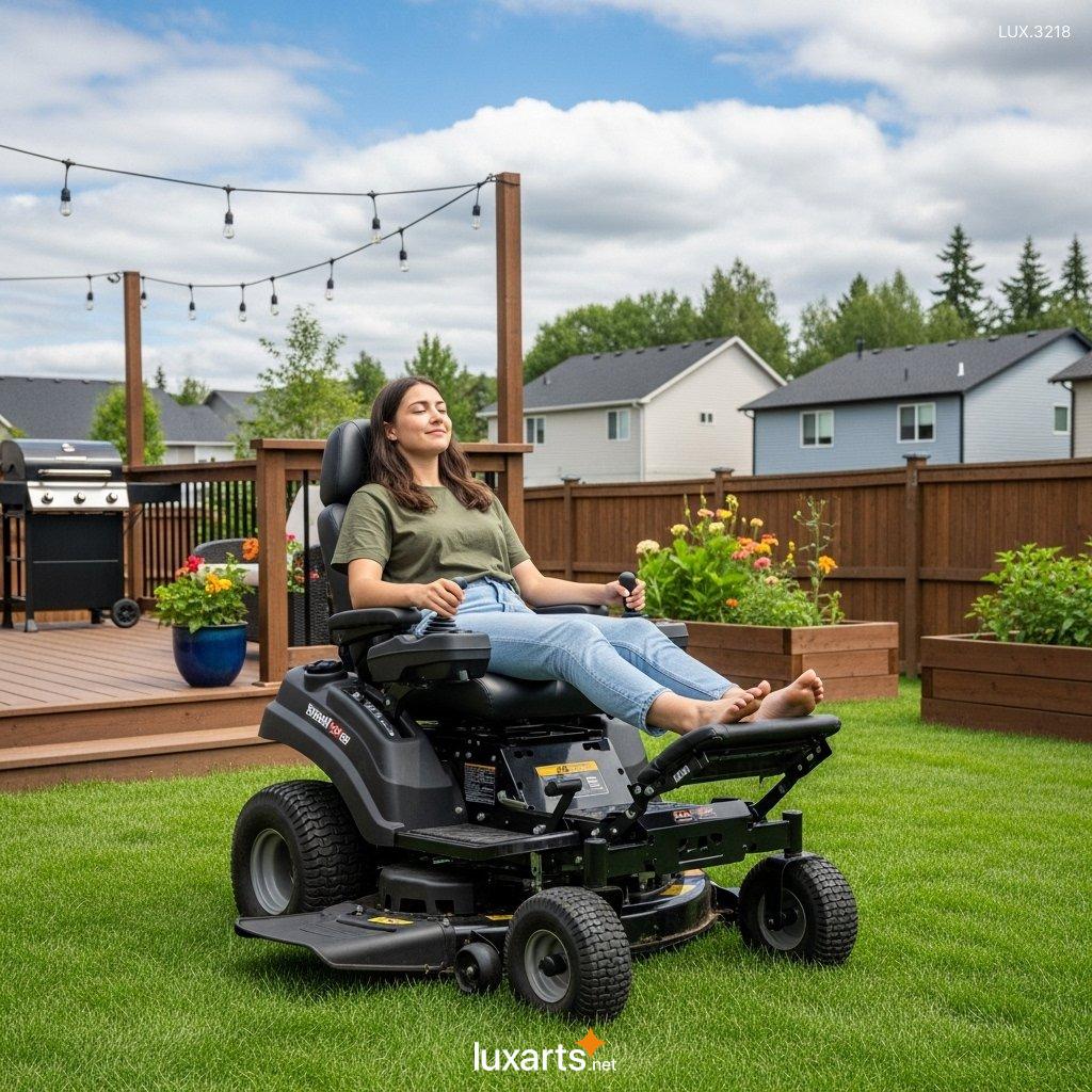 Recliner Lawn Mowers: Combining Relaxation and Precision in Lawn Care recliner lawn mowers 1