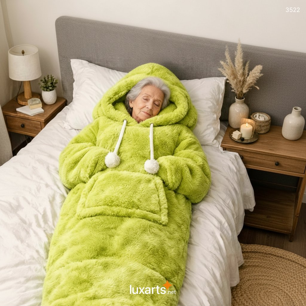 Hoodie-Shaped Sleeping Bag – Warm, Portable & Hands-Free Comfort for Adults & Teens 3522 hoodie sleeping bag 6