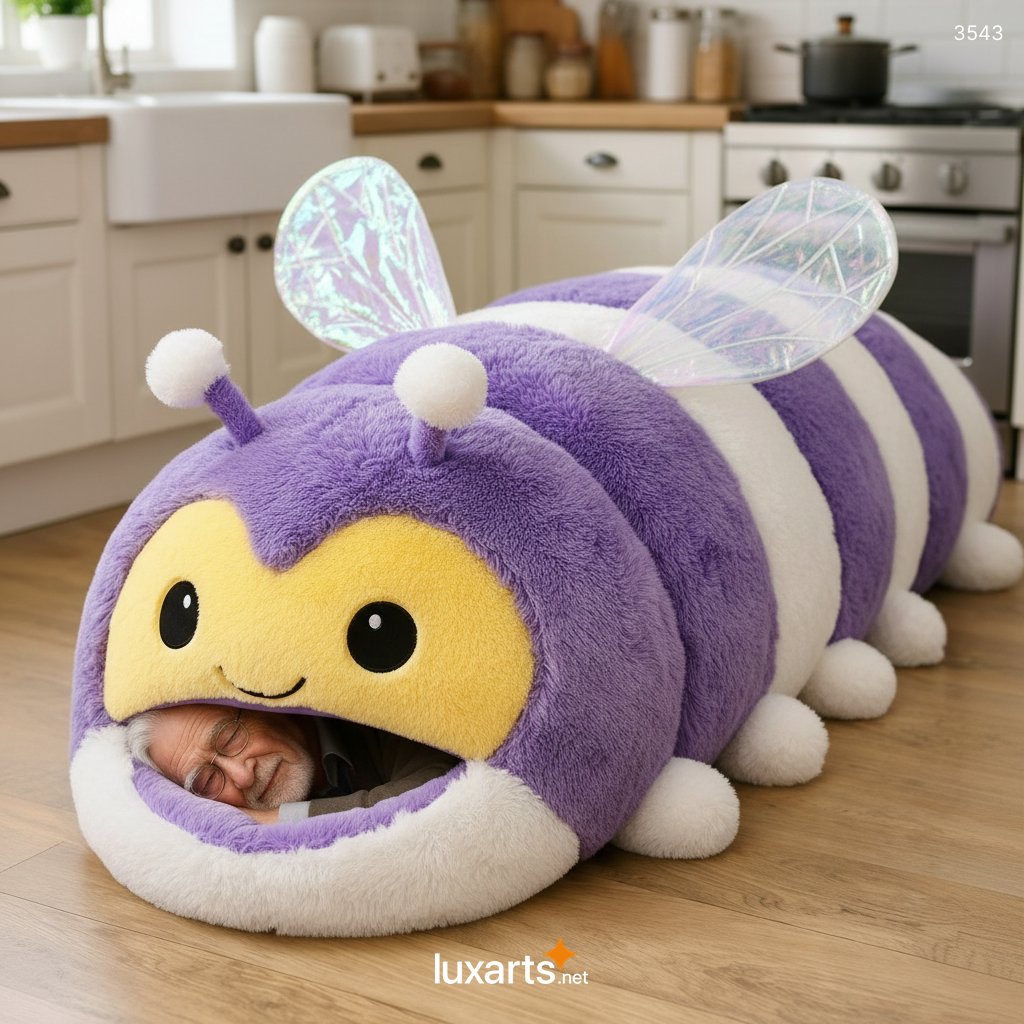 Bee Shaped Sleeping Bag: Plush and Cozy Sleep Experience in Adorable Honeybee Design 3543 bee sleeping bag 20260210 11