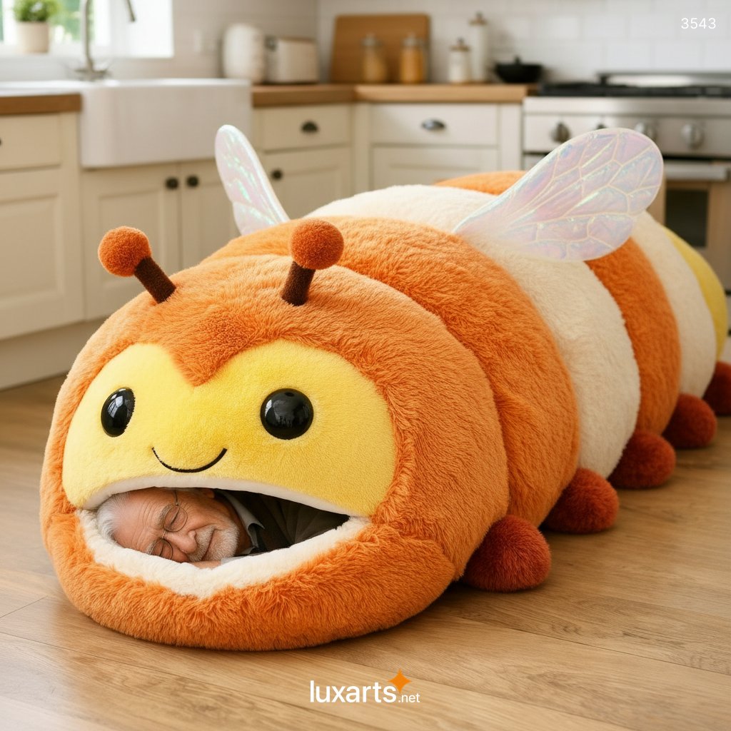 Bee Shaped Sleeping Bag: Plush and Cozy Sleep Experience in Adorable Honeybee Design 3543 bee sleeping bag 20260210 6